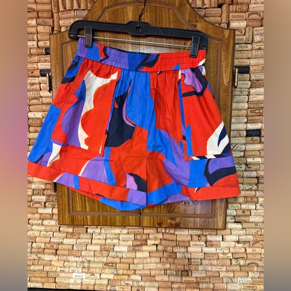 NWT FRNCH Paris Marylou moving flowers multicolor cotton short size XS - Picture 2 of 6